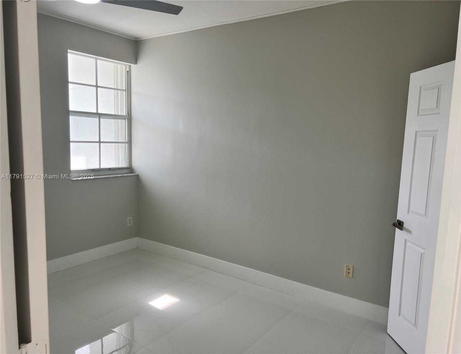 Small Image of 3115 NORTH EAST 184TH ST #4303, Aventura Number 25