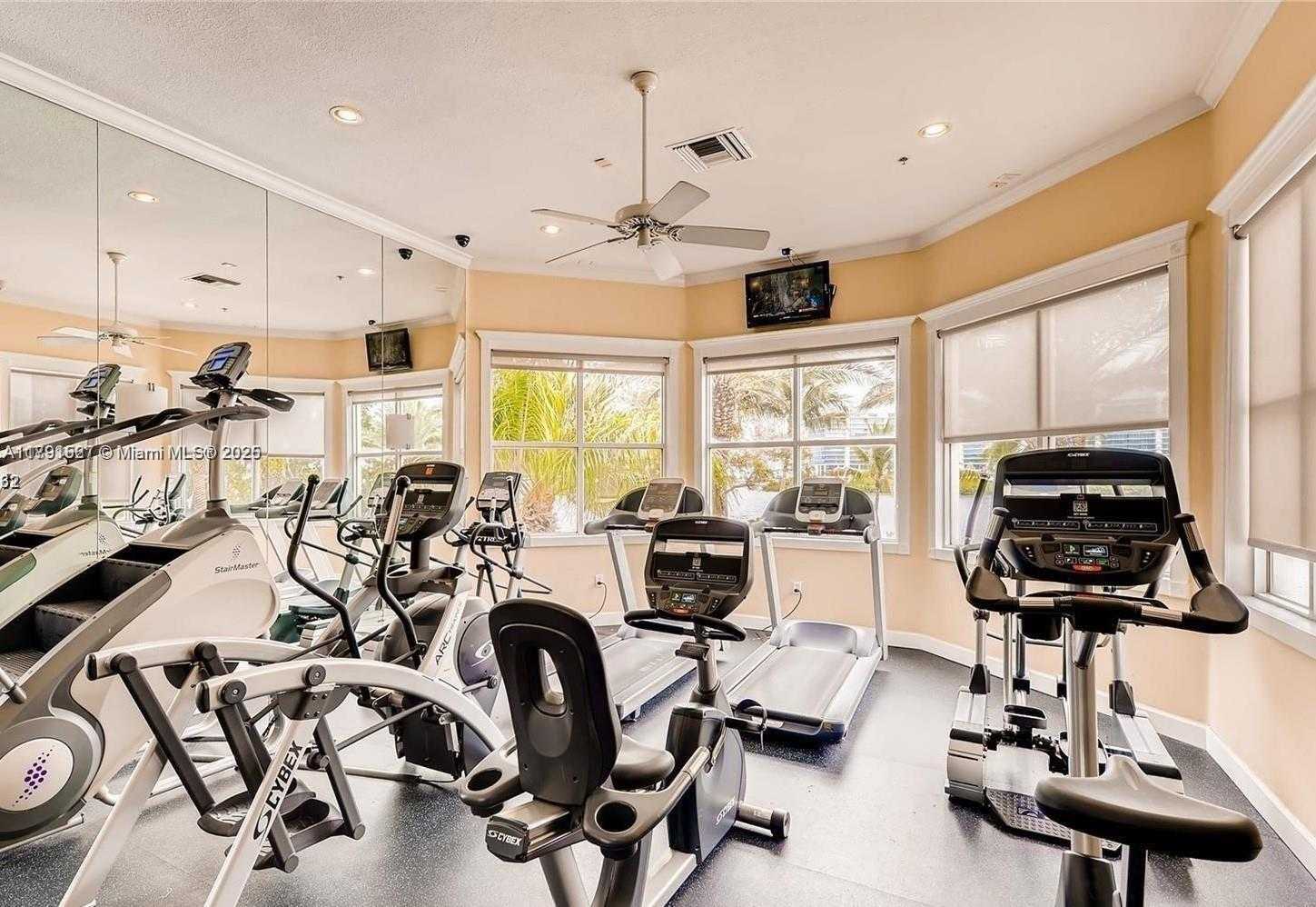 Small Image of 3115 NORTH EAST 184TH ST #4303, Aventura Number 56