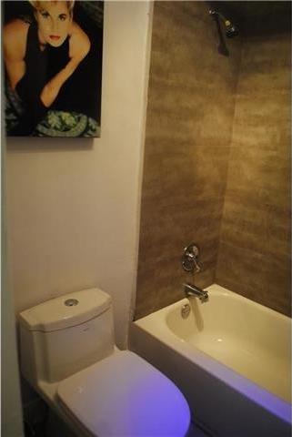 Small Image of 100 LINCOLN RD #705, Miami Beach Number 14