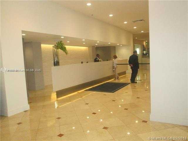 Small Image of 100 LINCOLN RD #705, Miami Beach Number 5