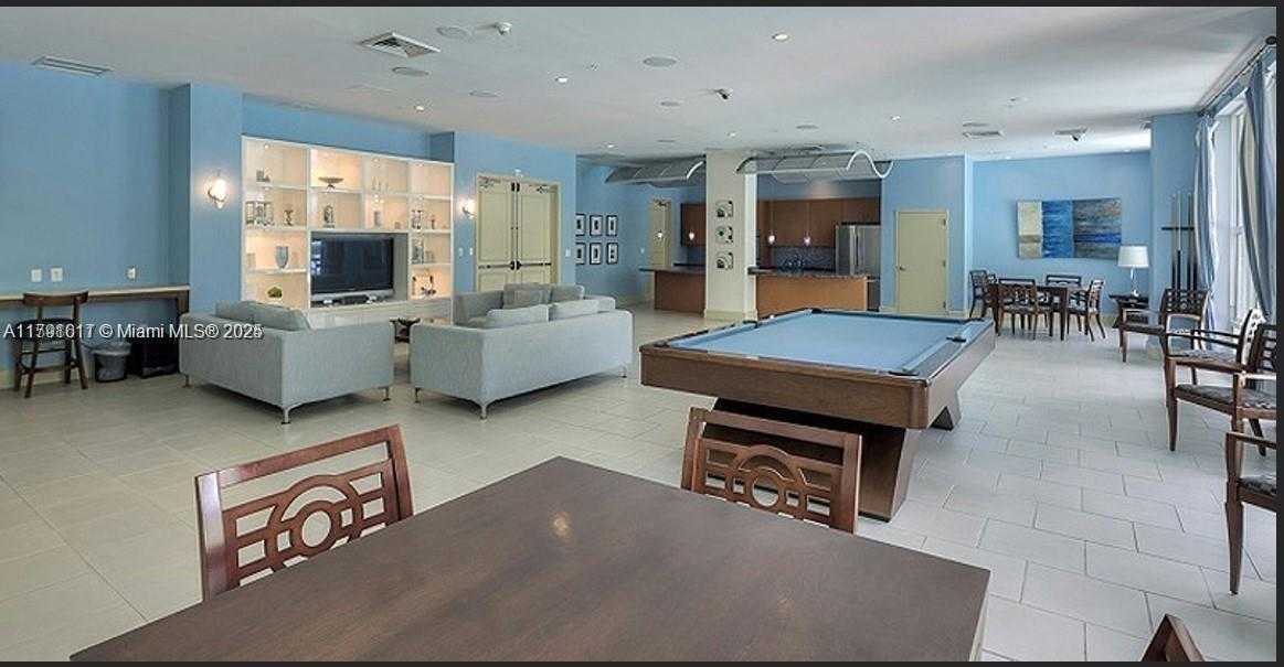 Small Image of 2000 NORTH BAYSHORE DR #402, Miami Number 6