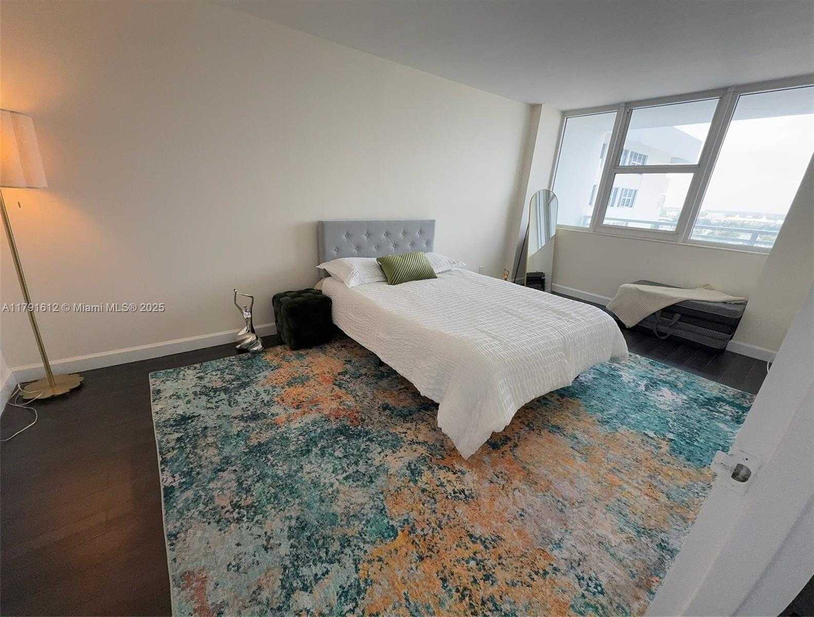 Small Image of 2030 SOUTH OCEAN DR #2102, Hallandale Beach Number 12