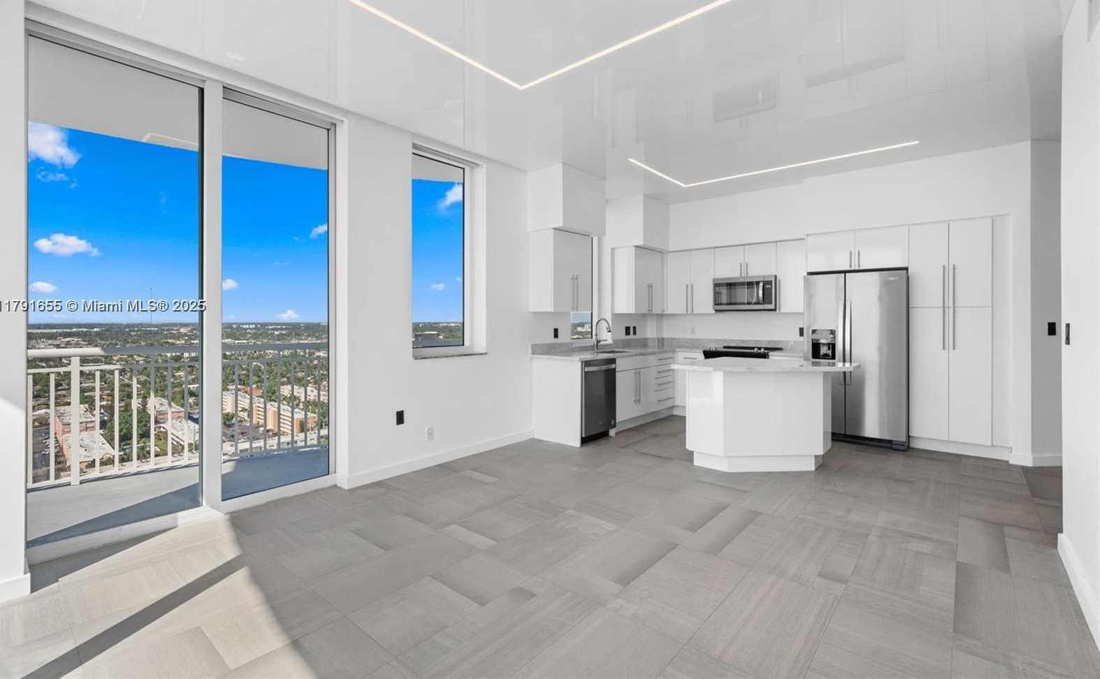 Small Image of 1745 EAST HALLANDALE BEACH #PH05, Hallandale Beach Number 4