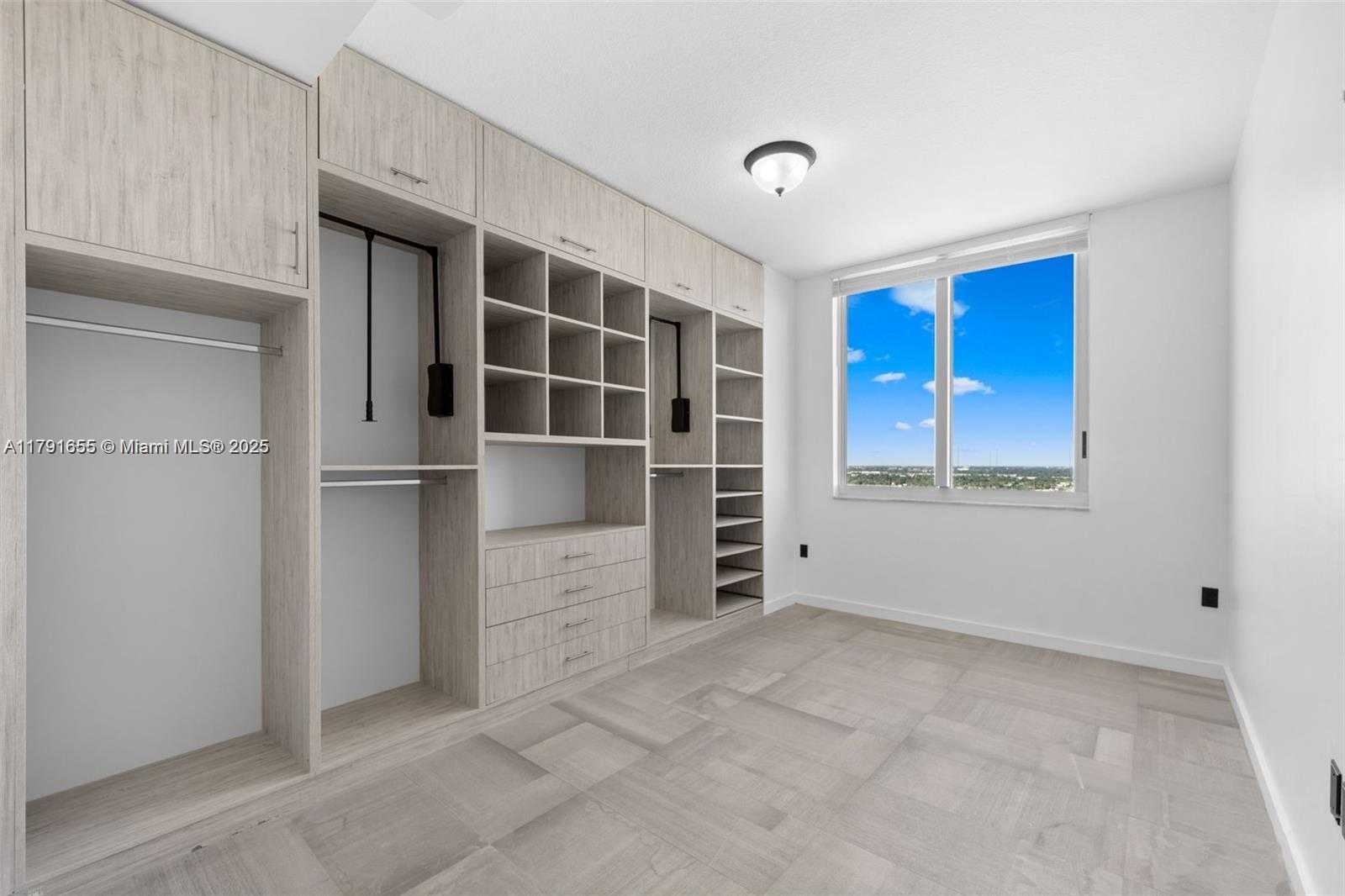 Small Image of 1745 EAST HALLANDALE BEACH #PH05, Hallandale Beach Number 8