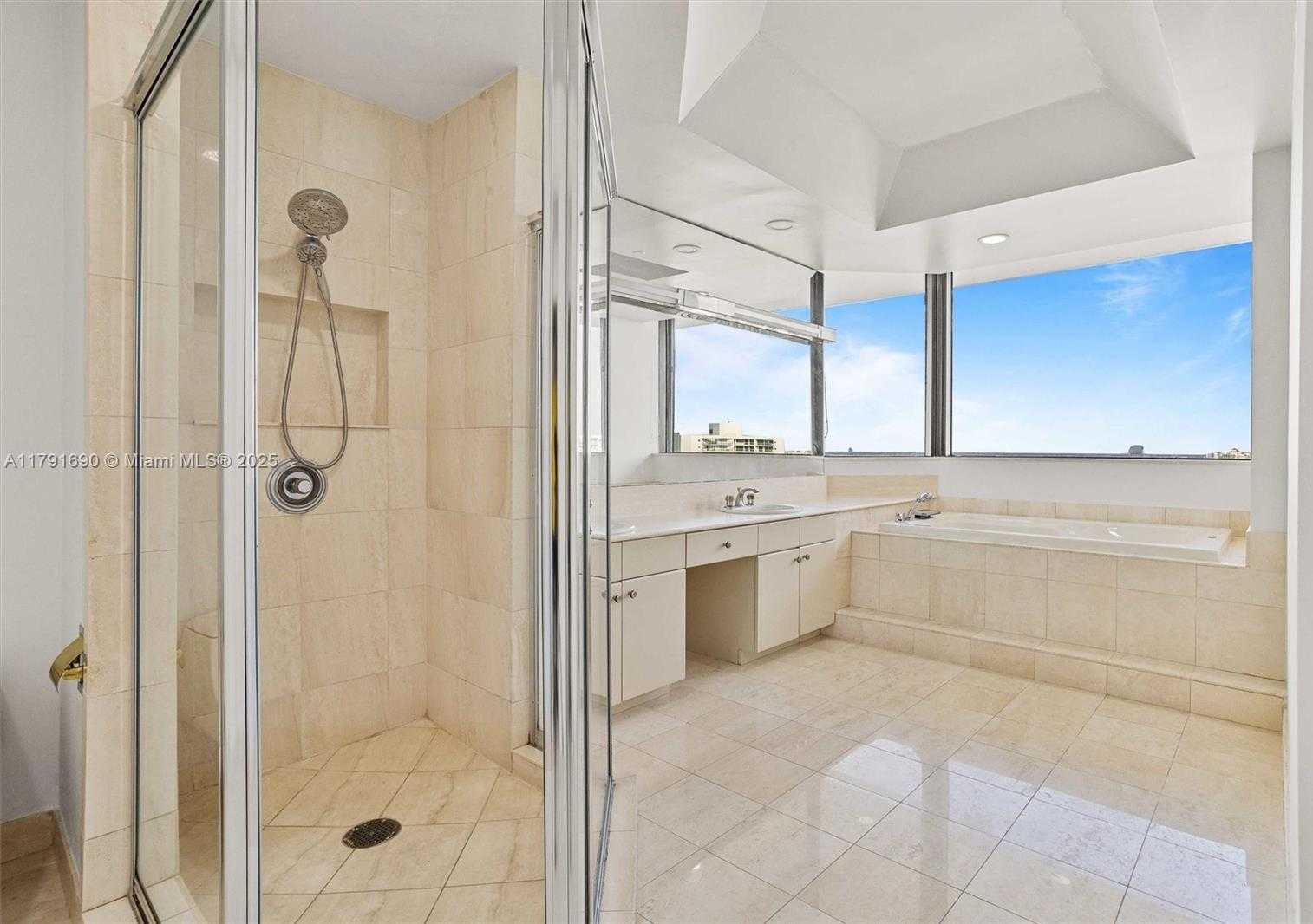 Small Image of 2000 ISLAND BLVD #PH-5, Aventura Number 26