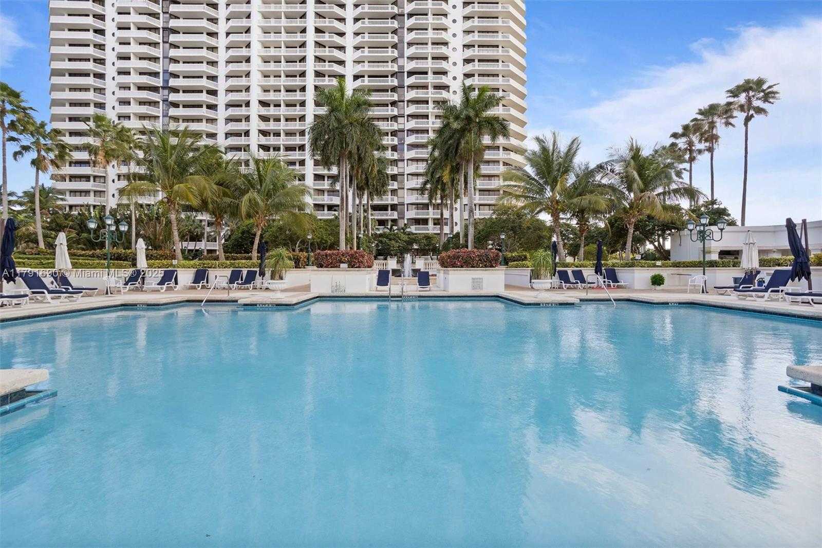 Small Image of 2000 ISLAND BLVD #PH-5, Aventura Number 40