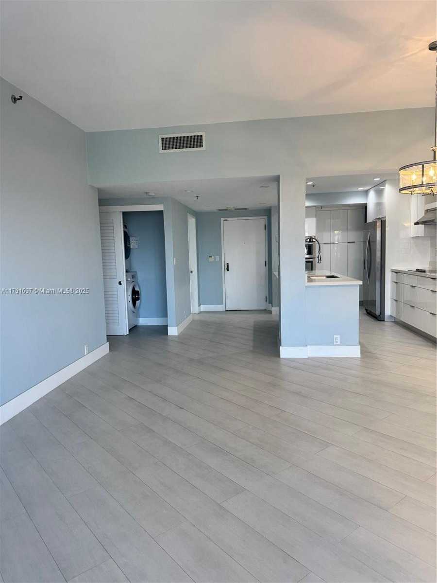 Small Image of 201 CRANDON BLVD #504, Key Biscayne Number 16