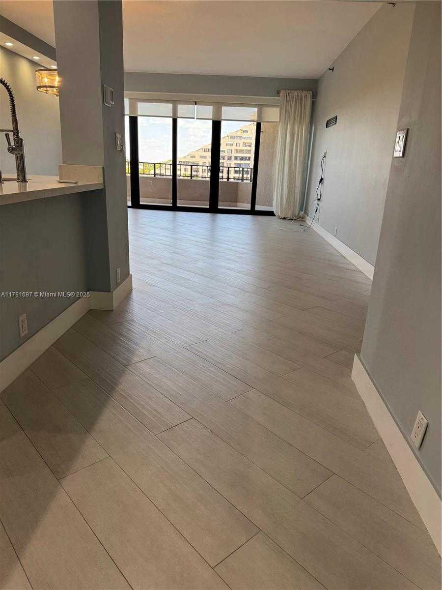 Small Image of 201 CRANDON BLVD #504, Key Biscayne Number 21