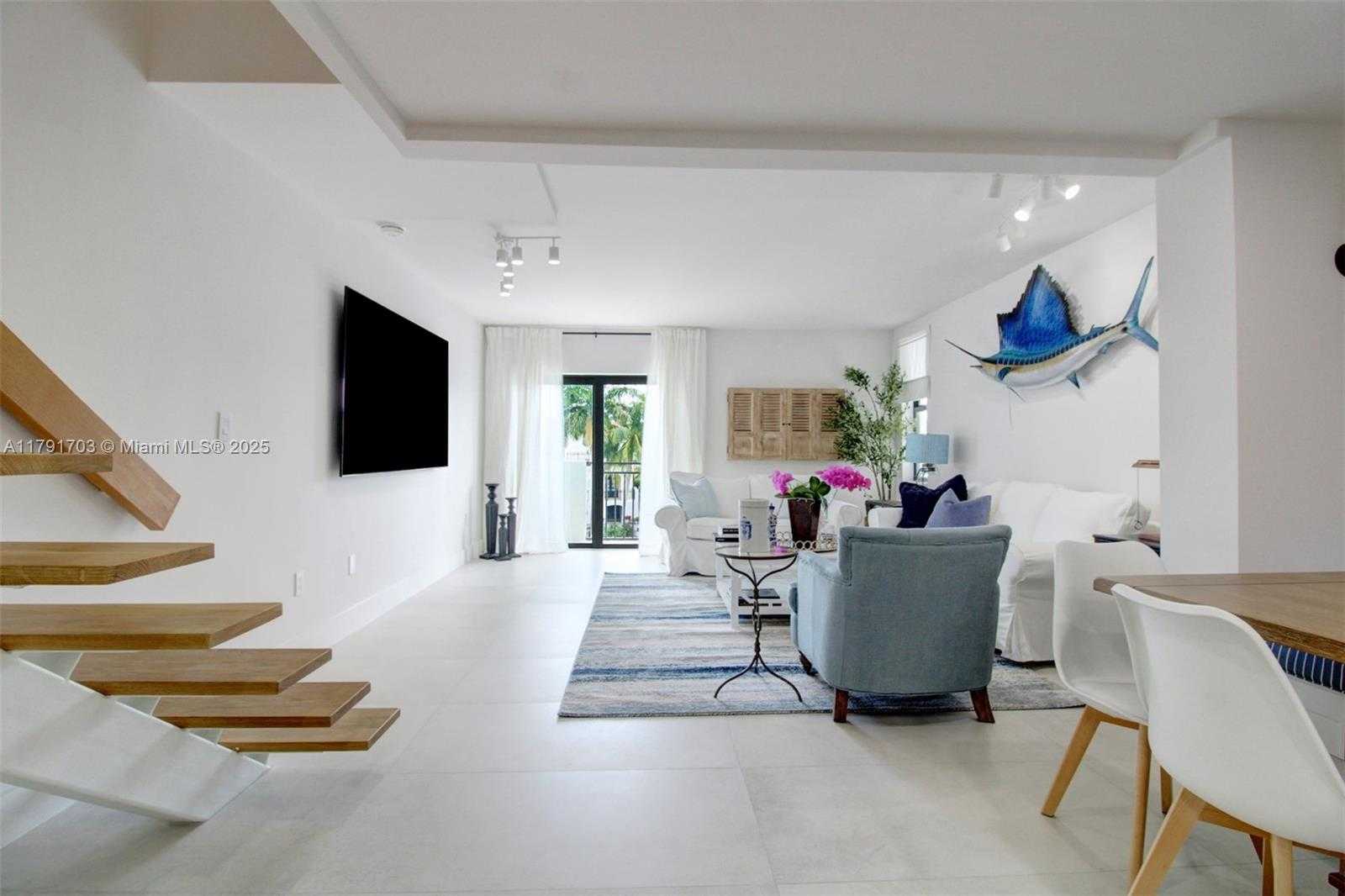 Small Image of 6901 EDGEWATER DR #321, Coral Gables Number 2
