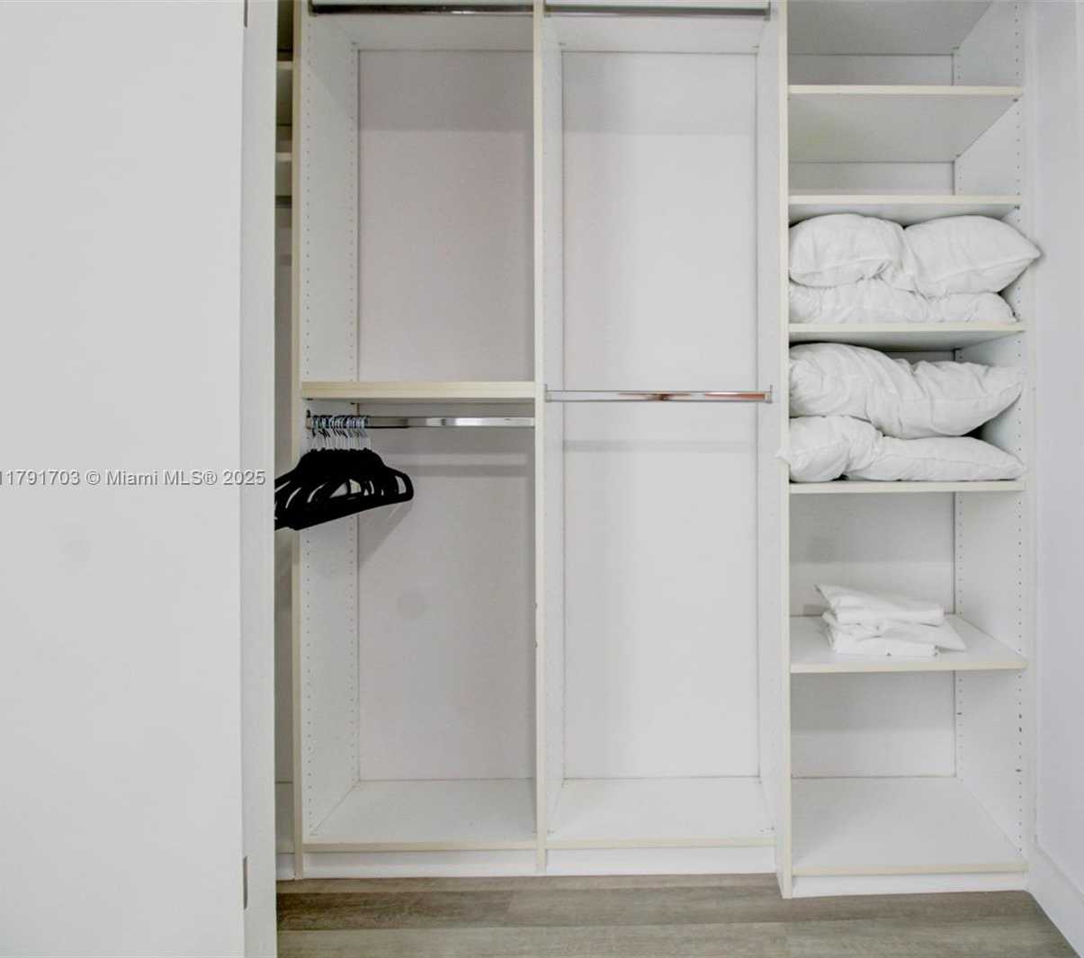 Small Image of 6901 EDGEWATER DR #321, Coral Gables Number 24