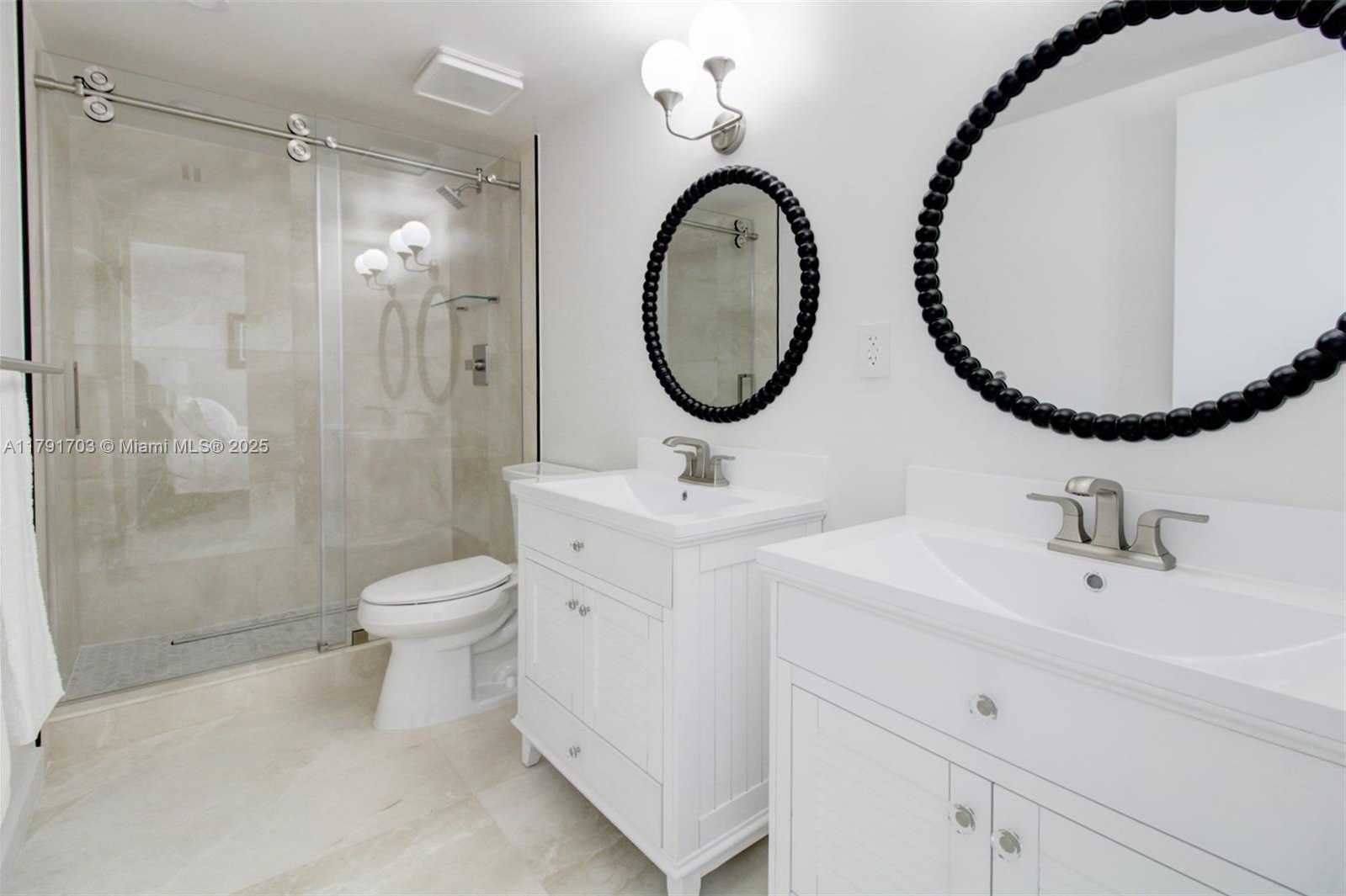 Small Image of 6901 EDGEWATER DR #321, Coral Gables Number 26