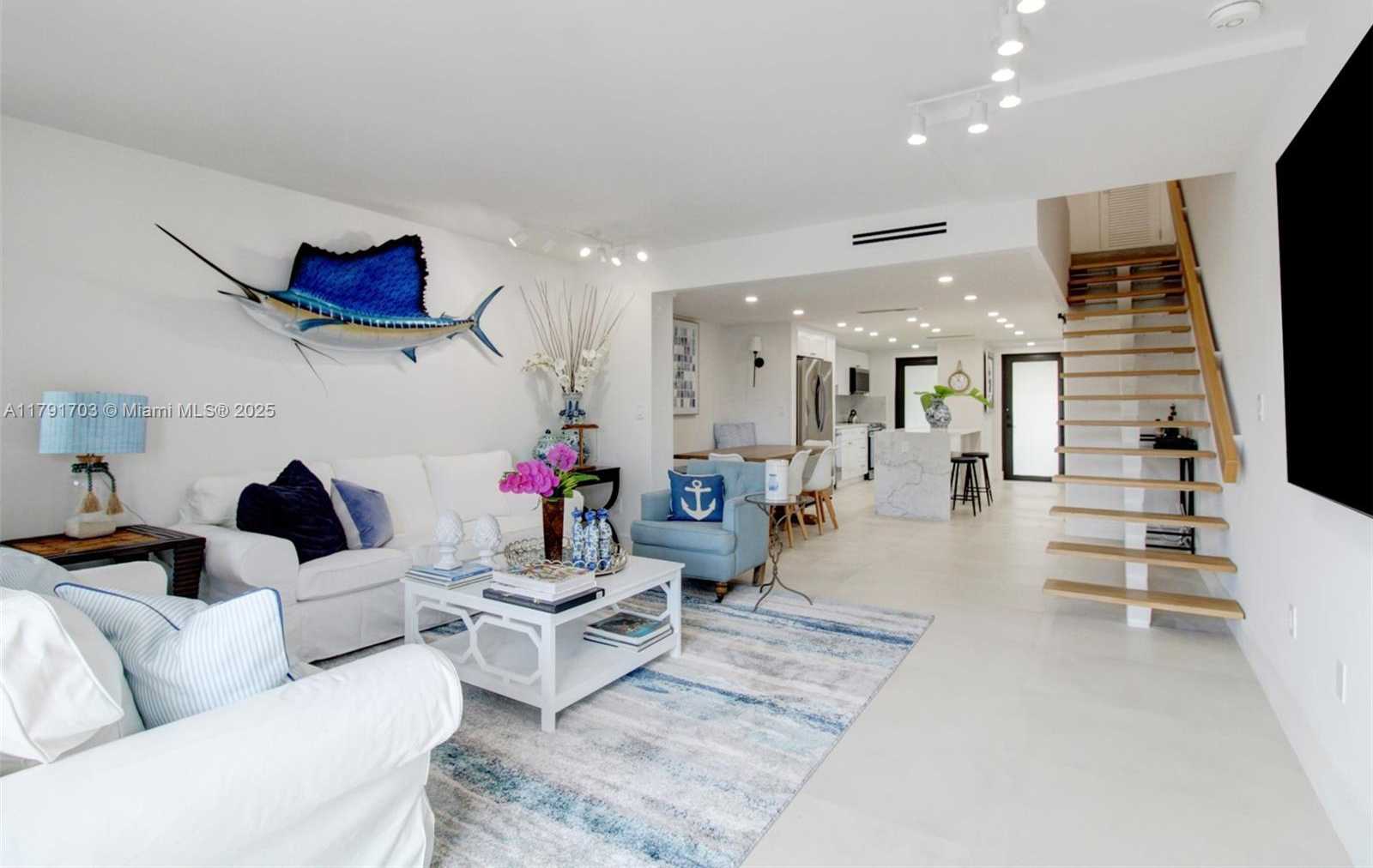 Small Image of 6901 EDGEWATER DR #321, Coral Gables Number 4