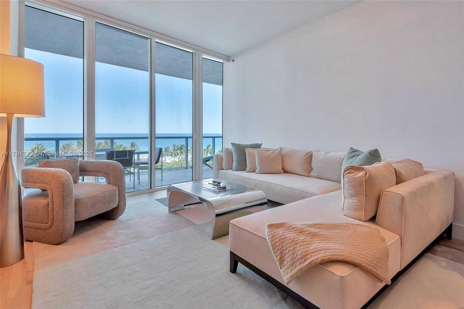 Small Image of 100 SOUTH POINTE DR #708, Miami Beach Number 27