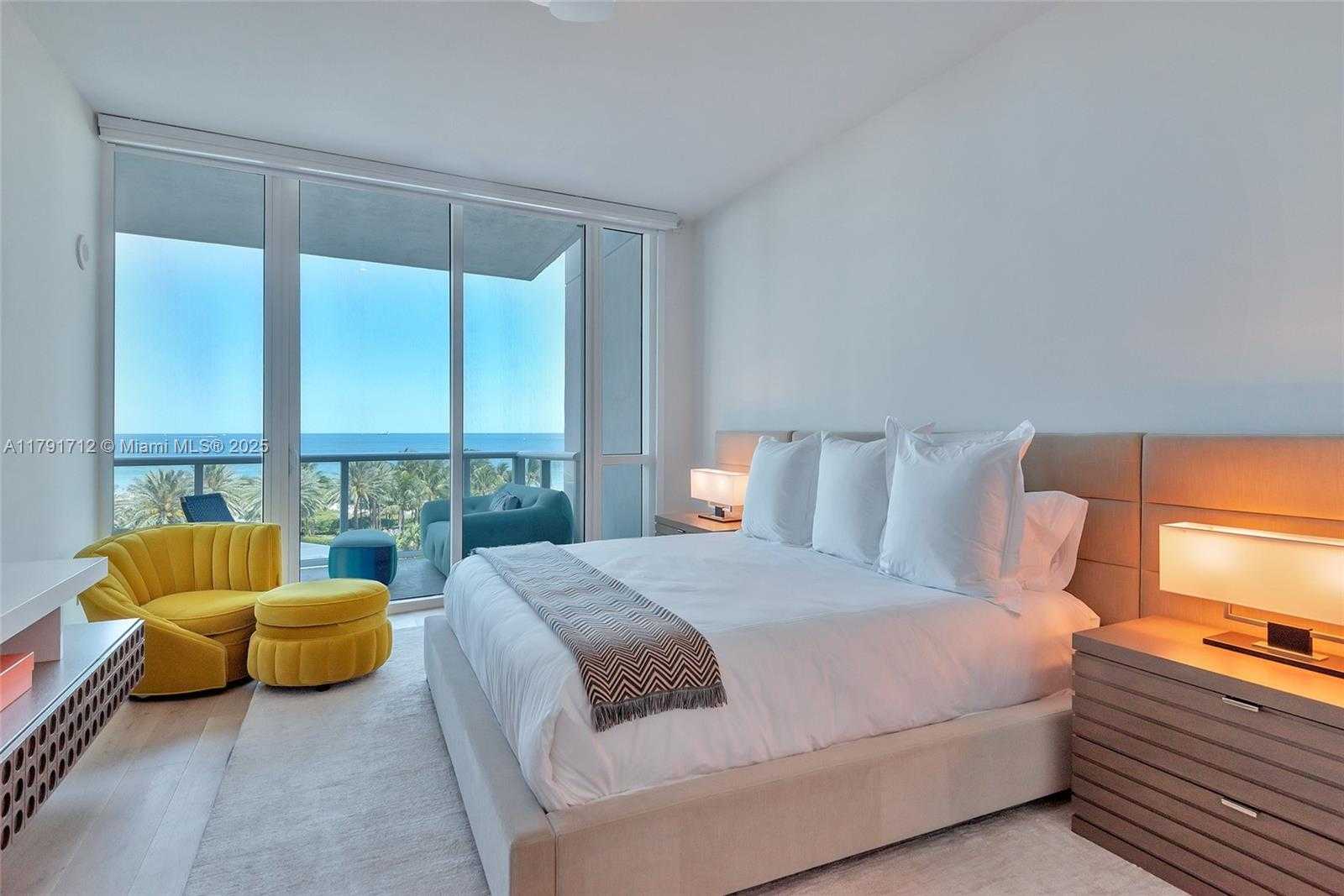 Small Image of 100 SOUTH POINTE DR #708, Miami Beach Number 6