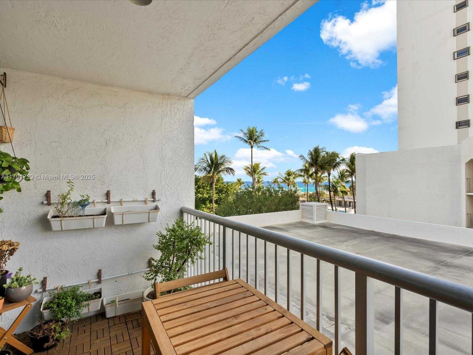 Small Image of 2655 COLLINS AVE #510, Miami Beach Number 29