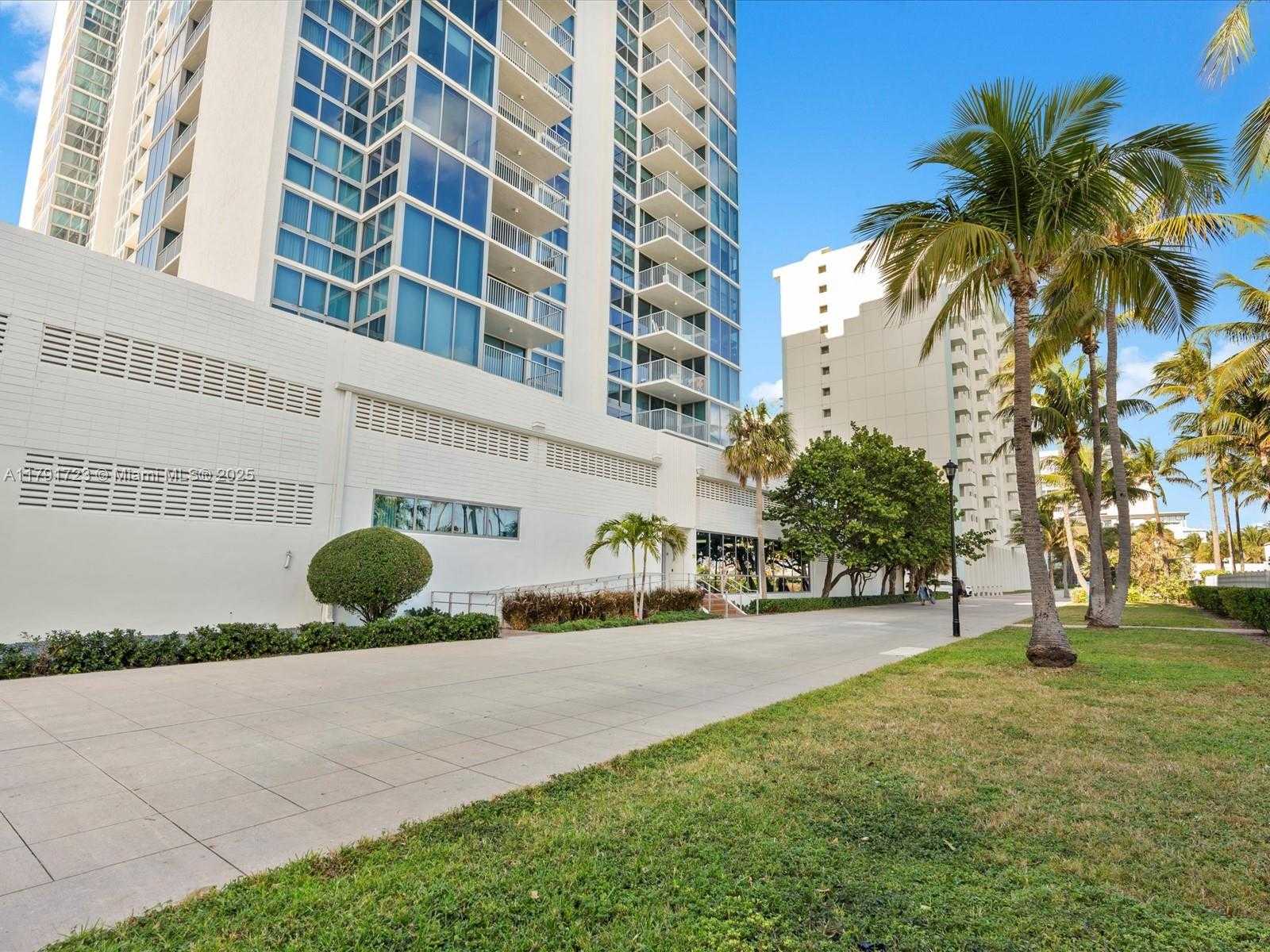 Small Image of 2655 COLLINS AVE #510, Miami Beach Number 33