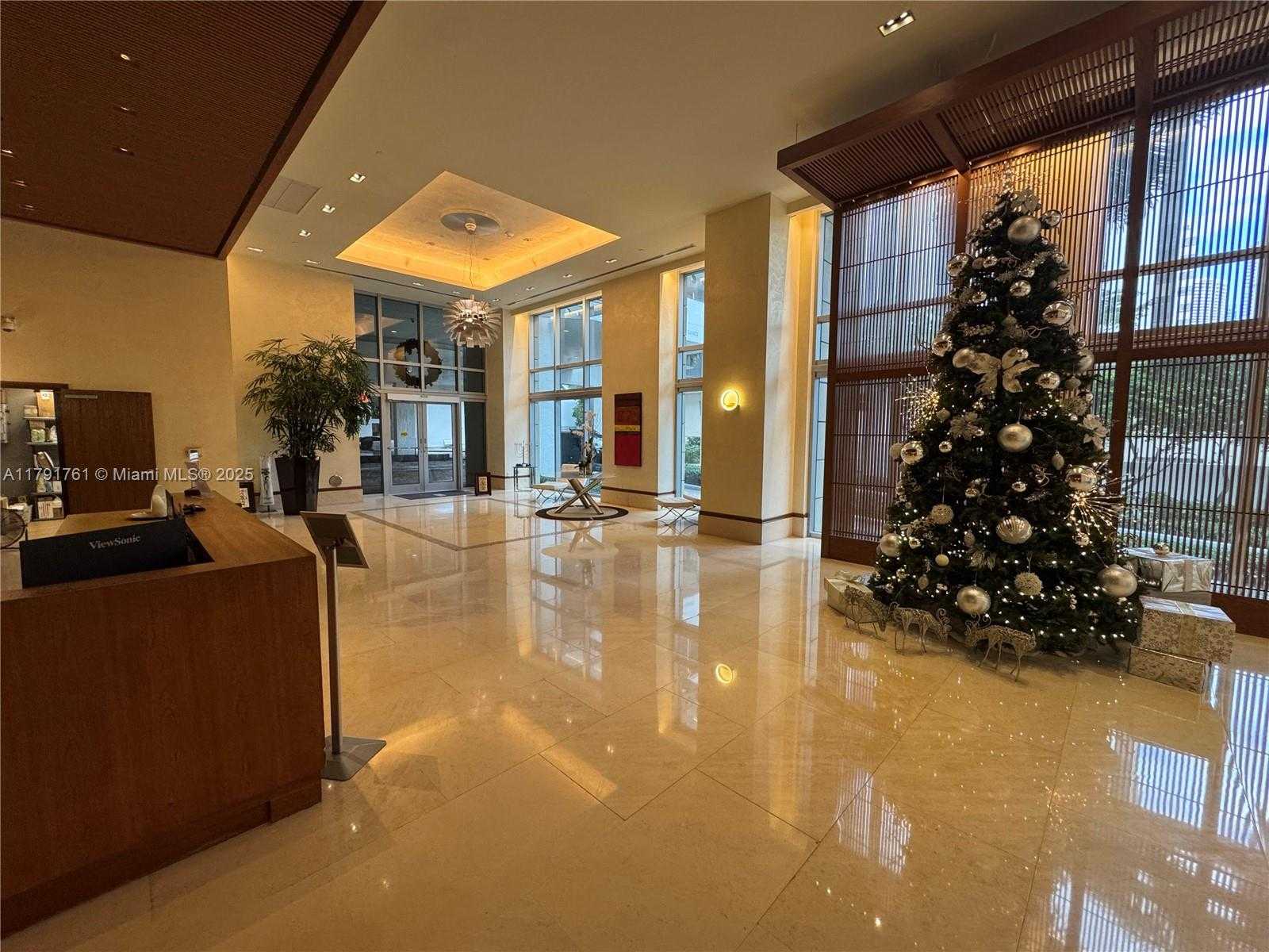 Small Image of 1060 BRICKELL AVE #3205, Miami Number 11