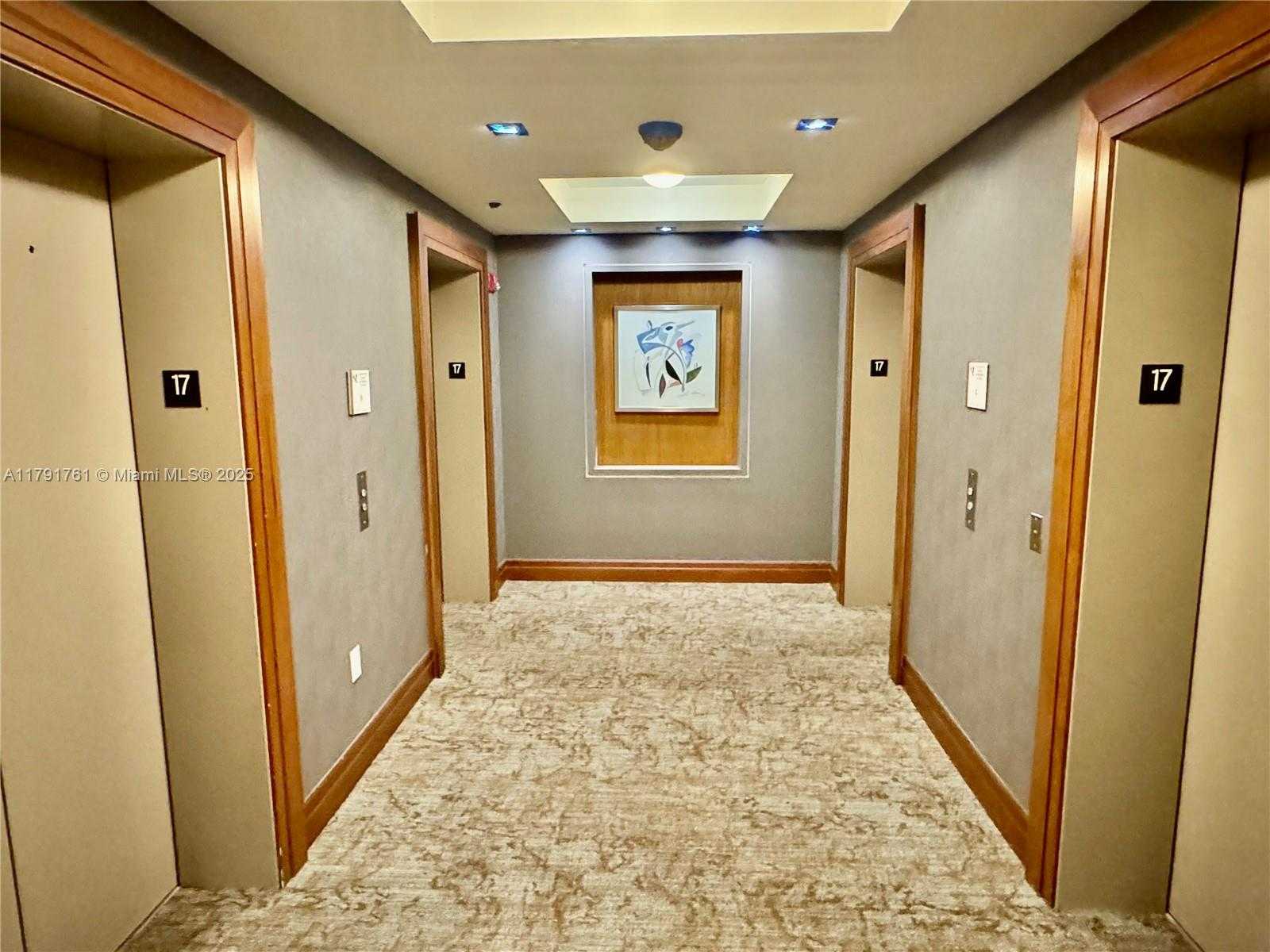 Small Image of 1060 BRICKELL AVE #3205, Miami Number 17