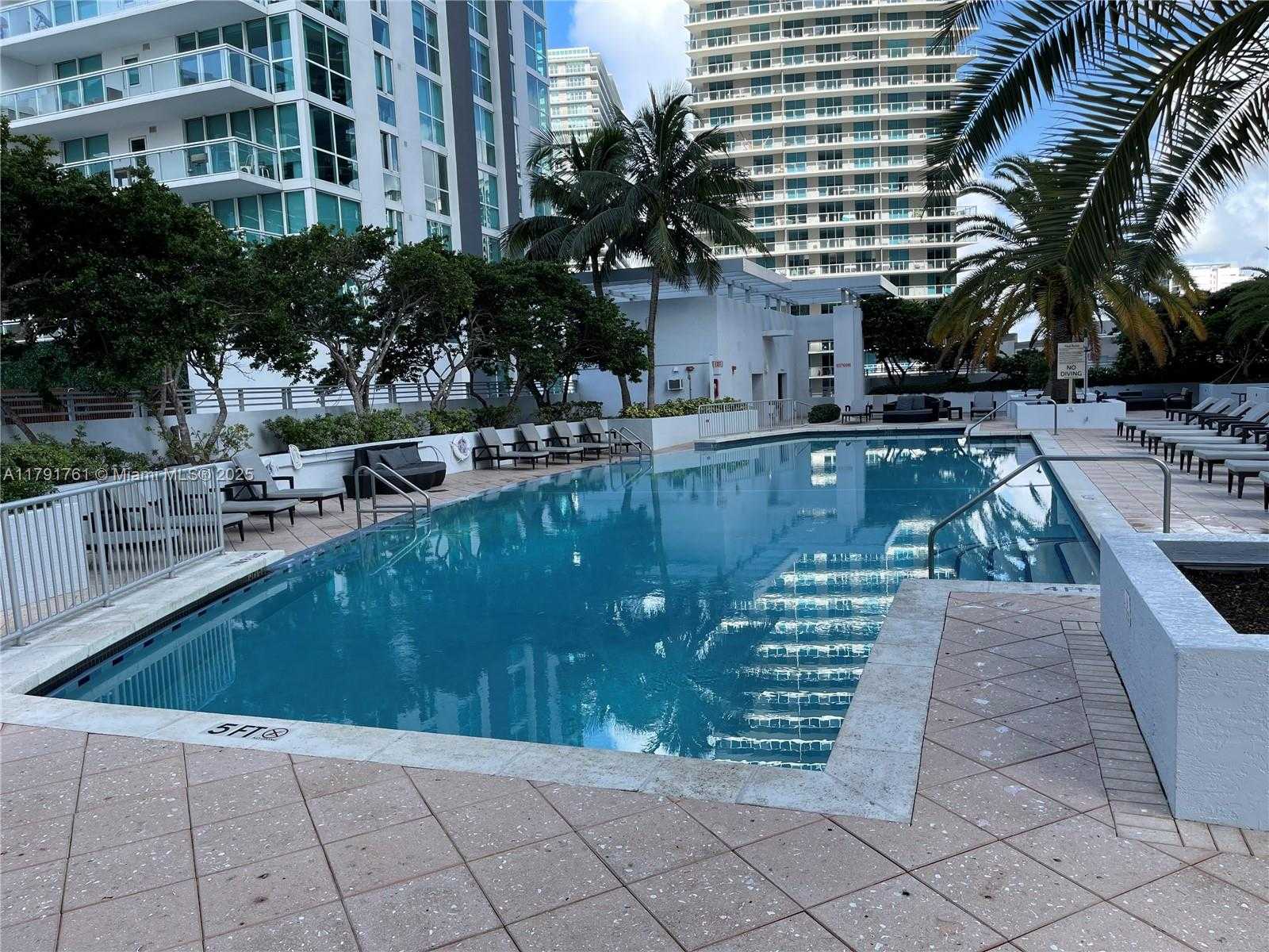 Small Image of 1060 BRICKELL AVE #3205, Miami Number 22