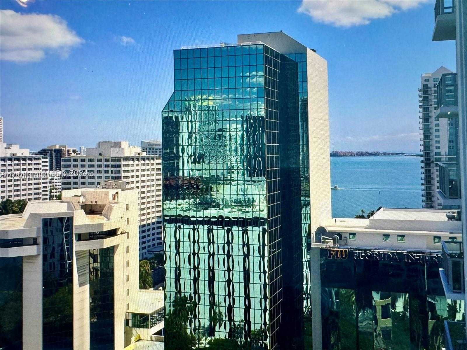 Small Image of 1060 BRICKELL AVE #3205, Miami Number 3