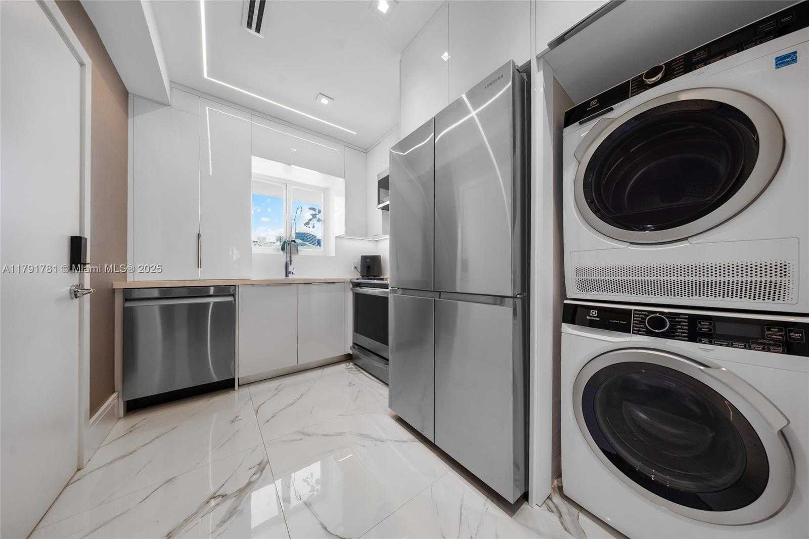 Small Image of 10190 COLLINS AVE #203, Bal Harbour Number 12