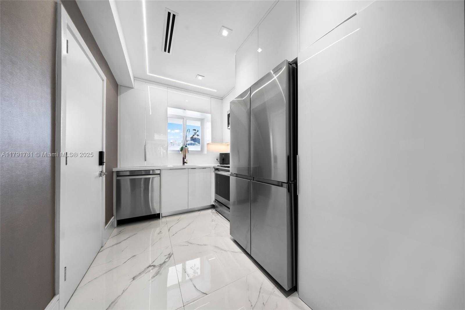 Small Image of 10190 COLLINS AVE #203, Bal Harbour Number 9
