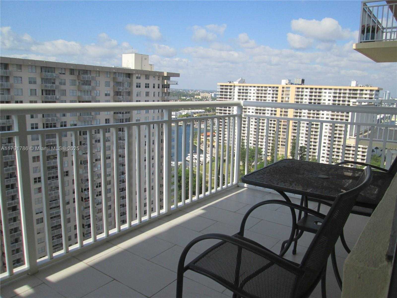 Small Image of 251 174TH ST #2208, Sunny Isles Beach Number 3