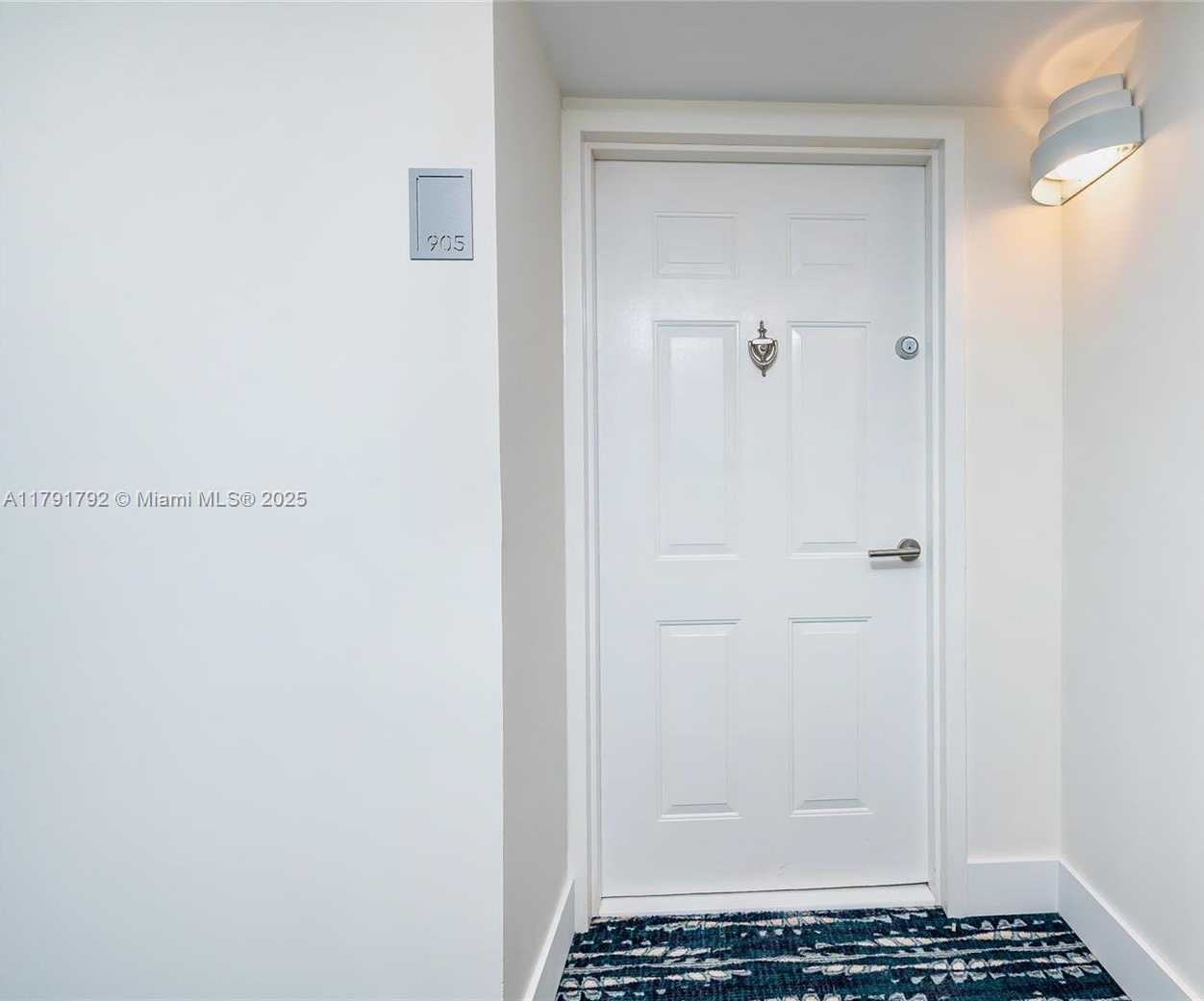 Small Image of 540 BRICKELL KEY DR #905, Miami Number 11