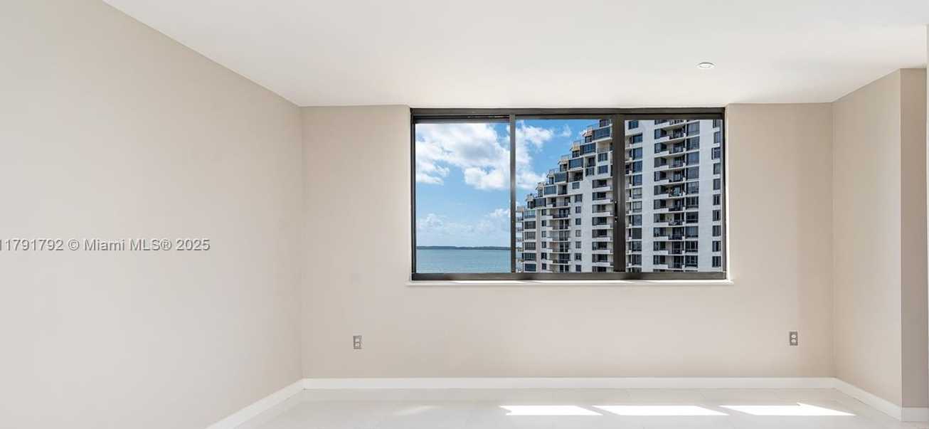 Small Image of 540 BRICKELL KEY DR #905, Miami Number 16