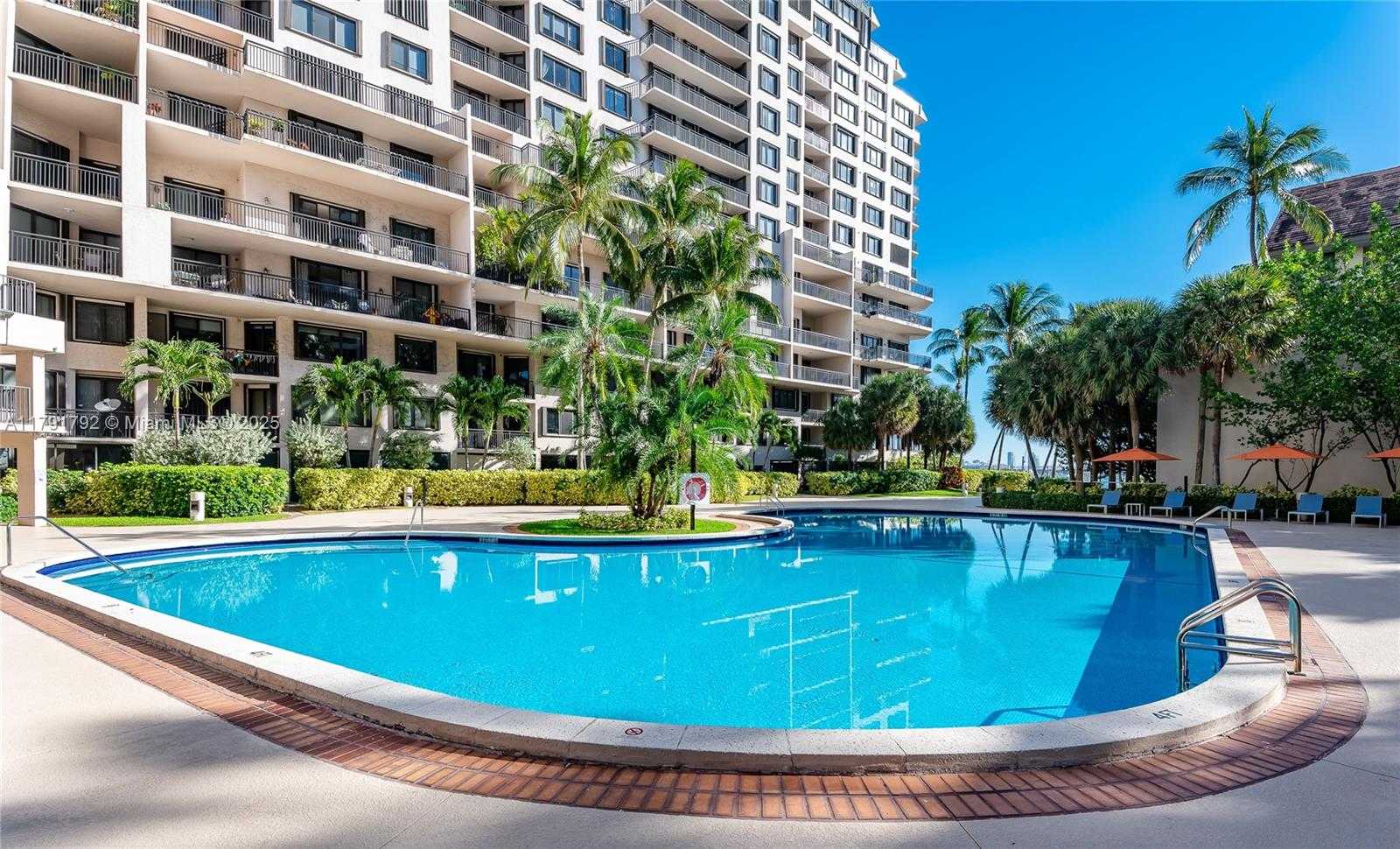 Small Image of 540 BRICKELL KEY DR #905, Miami Number 40