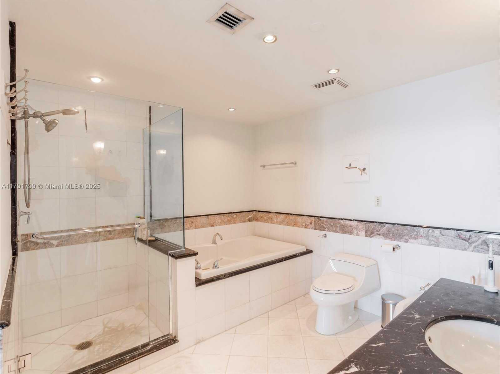 Small Image of 540 WEST AVE #1913, Miami Beach Number 10