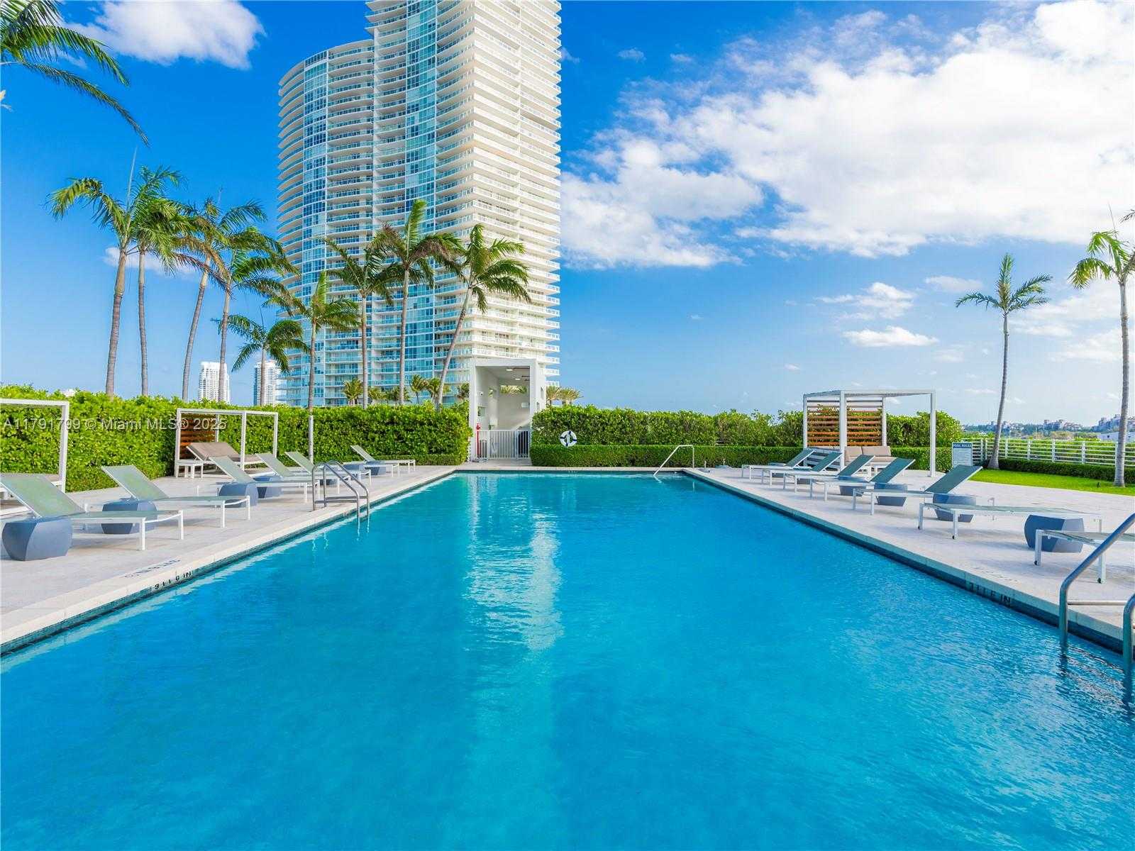 Small Image of 540 WEST AVE #1913, Miami Beach Number 15