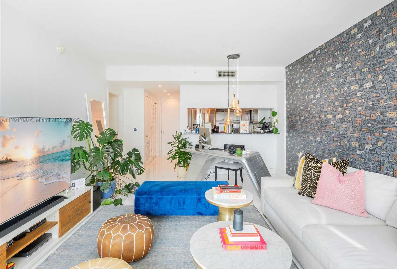 Small Image of 540 WEST AVE #1913, Miami Beach Number 4