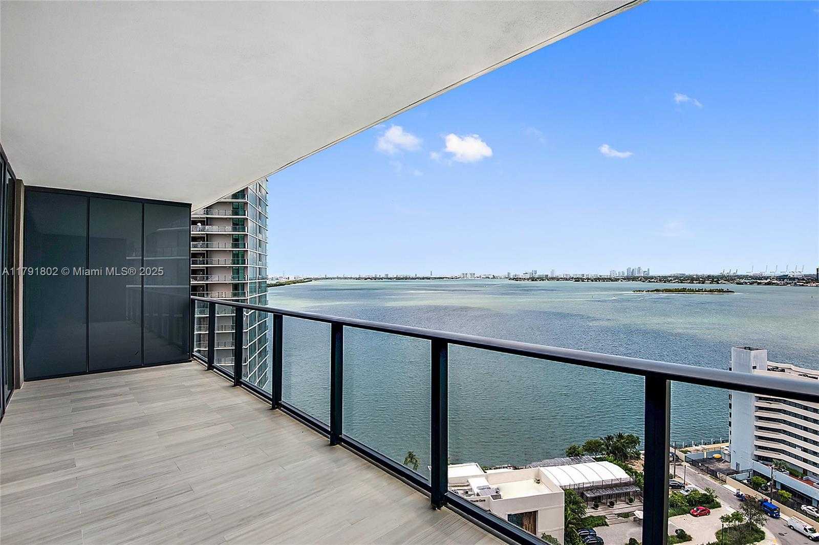 Small Image of 650 NE 32nd St, Miami, FL 33137, USA Number 5