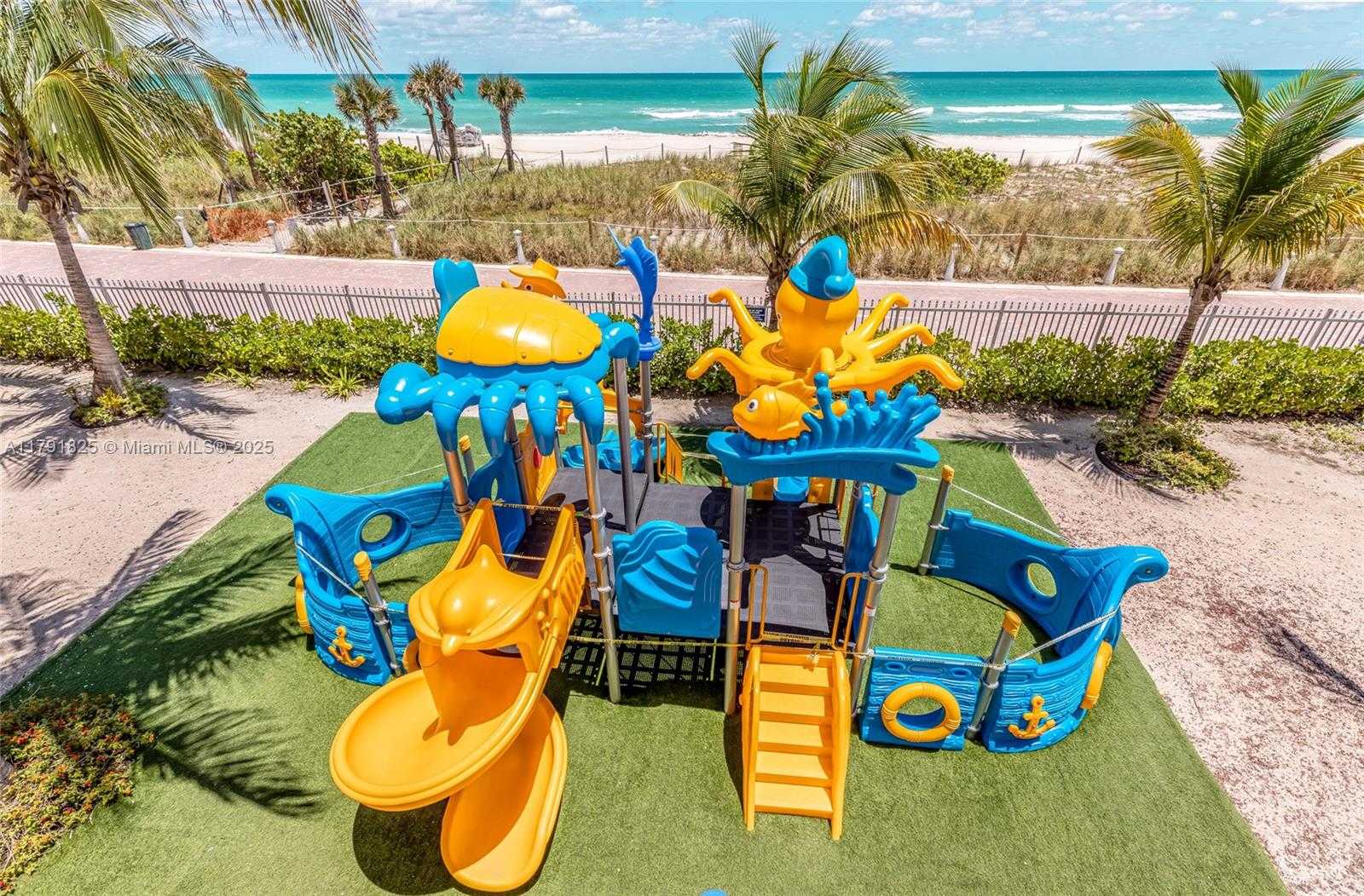 Small Image of 6039 COLLINS AVE #1112, Miami Beach Number 22