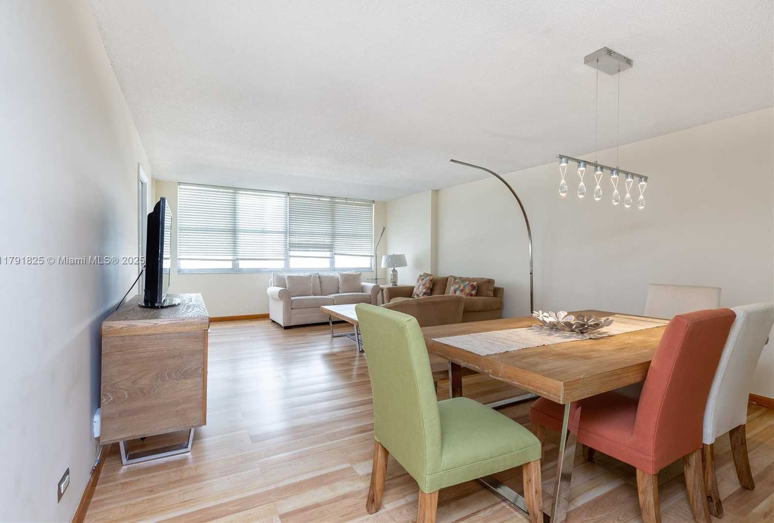 Small Image of 6039 COLLINS AVE #1112, Miami Beach Number 6