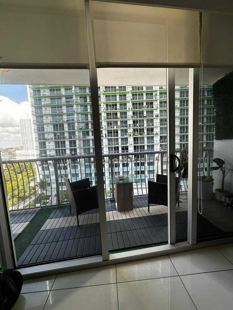 Small Image of 1750 NORTH BAYSHORE DR #1609, Miami Number 9
