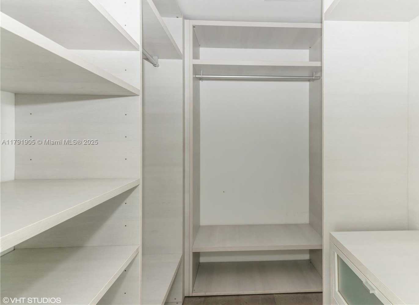 Small Image of 88 SOUTH WEST 7TH ST #2508, Miami Number 12