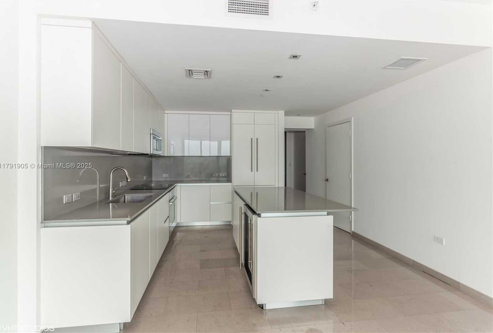 Small Image of 88 SOUTH WEST 7TH ST #2508, Miami Number 6