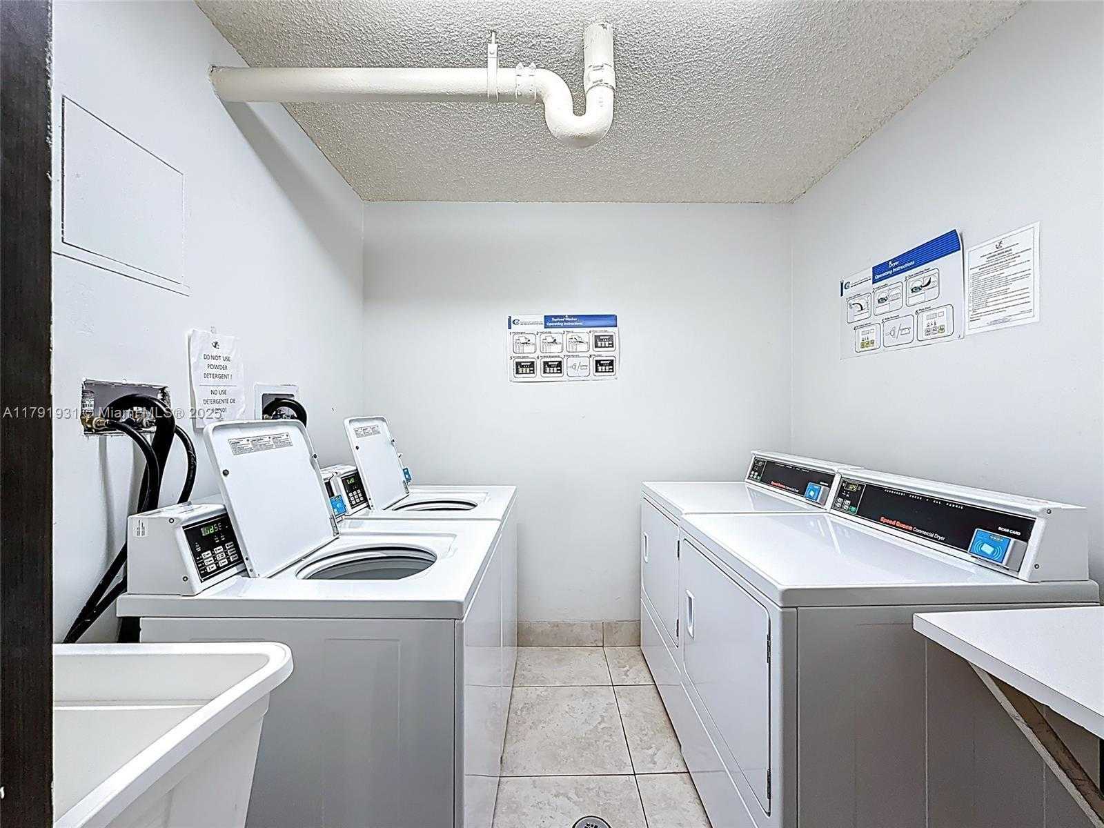 Small Image of 2801 NORTH EAST 183RD ST #1804W, Aventura Number 17