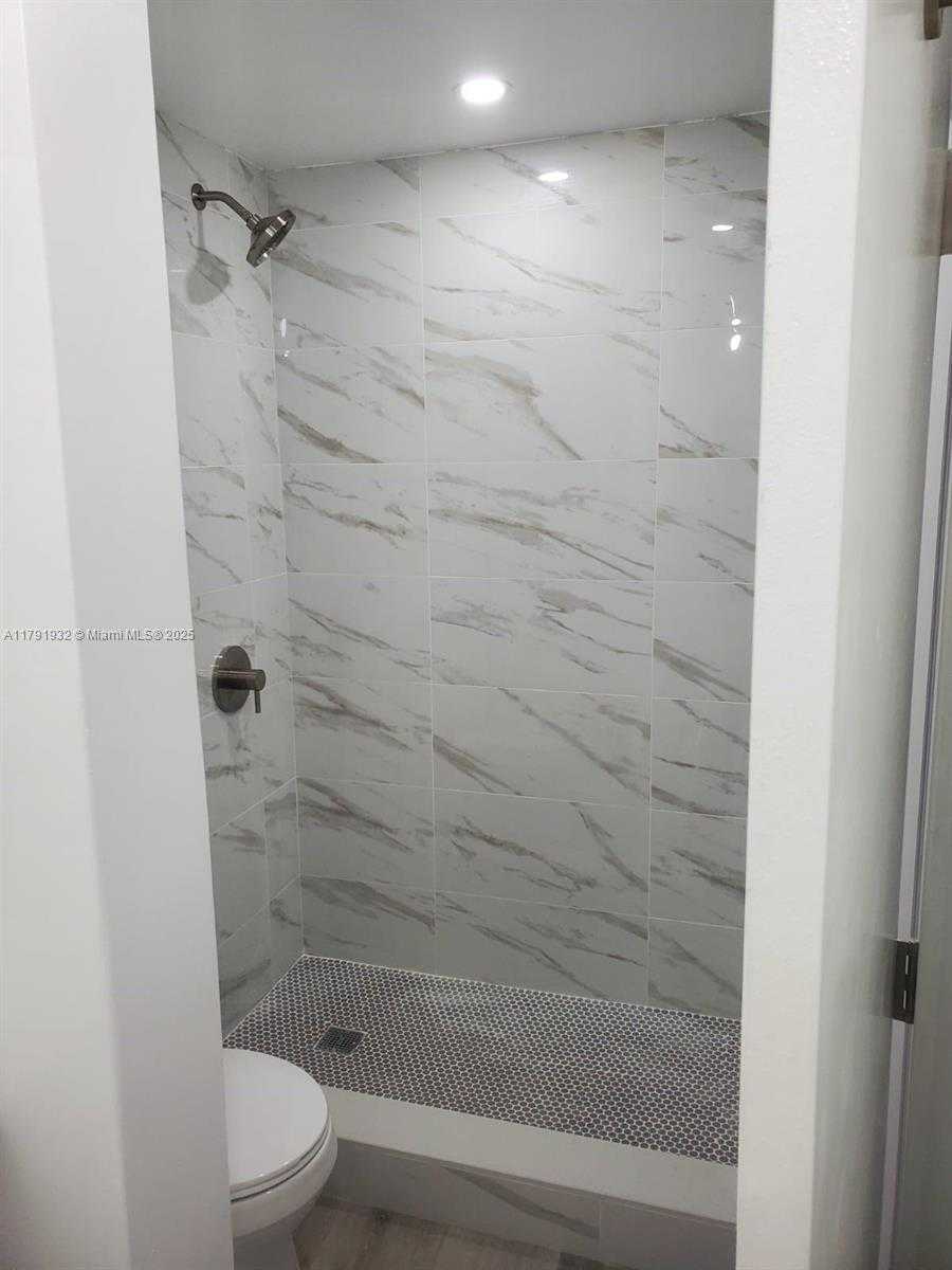 Small Image of 215 SOUTH EAST 3RD AVE #302D, Hallandale Beach Number 11