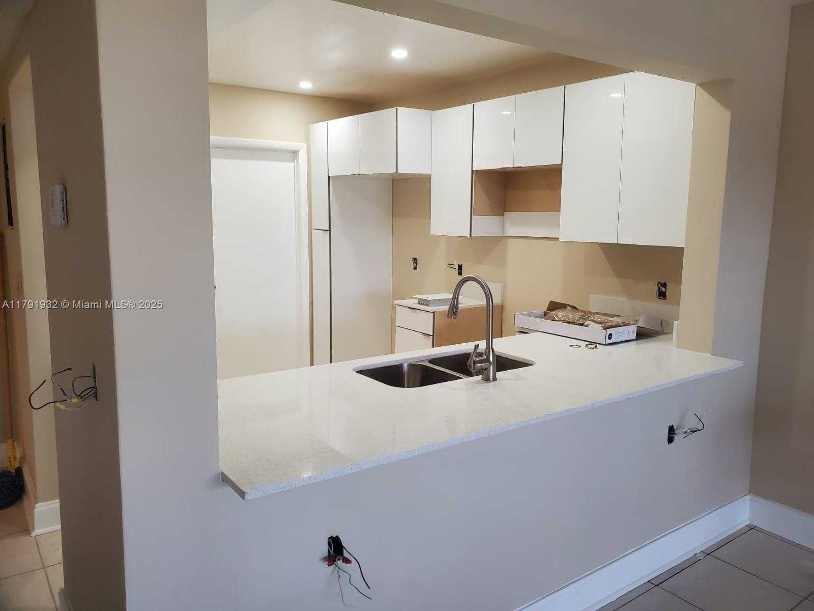 Small Image of 215 SOUTH EAST 3RD AVE #302D, Hallandale Beach Number 6