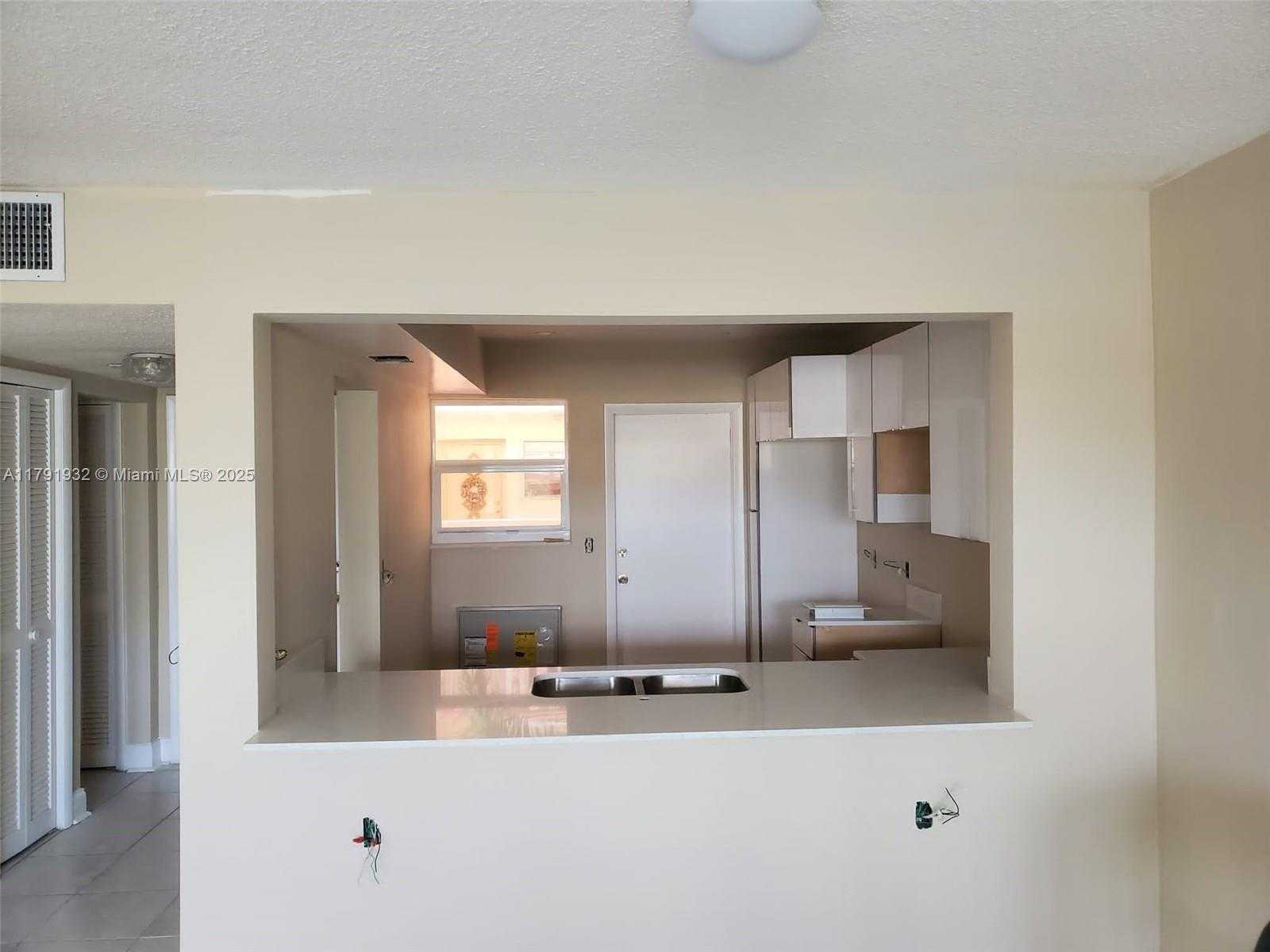 Small Image of 215 SOUTH EAST 3RD AVE #302D, Hallandale Beach Number 7