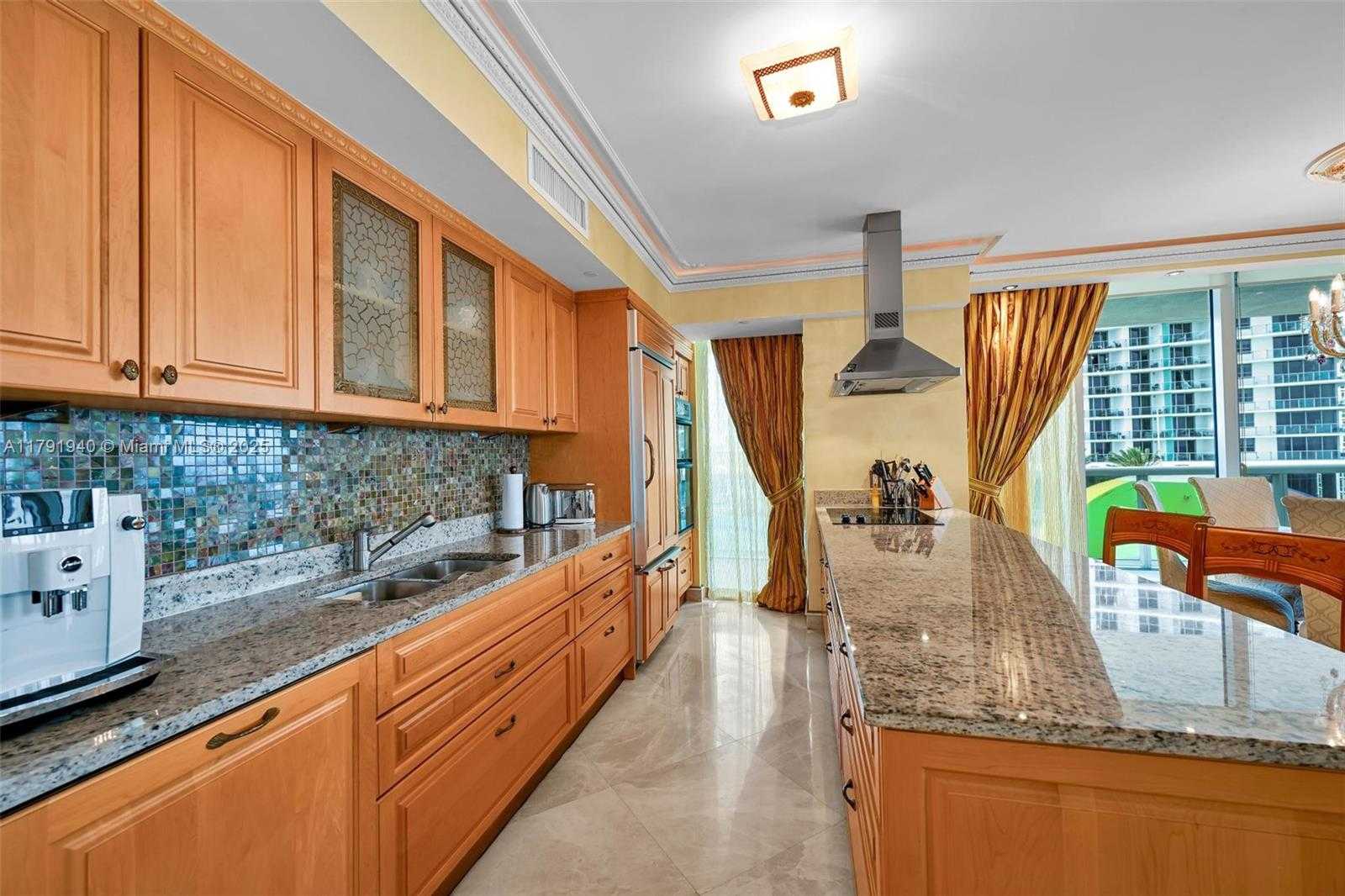 Small Image of 1800 SOUTH OCEAN DR #1601, Hallandale Beach Number 10