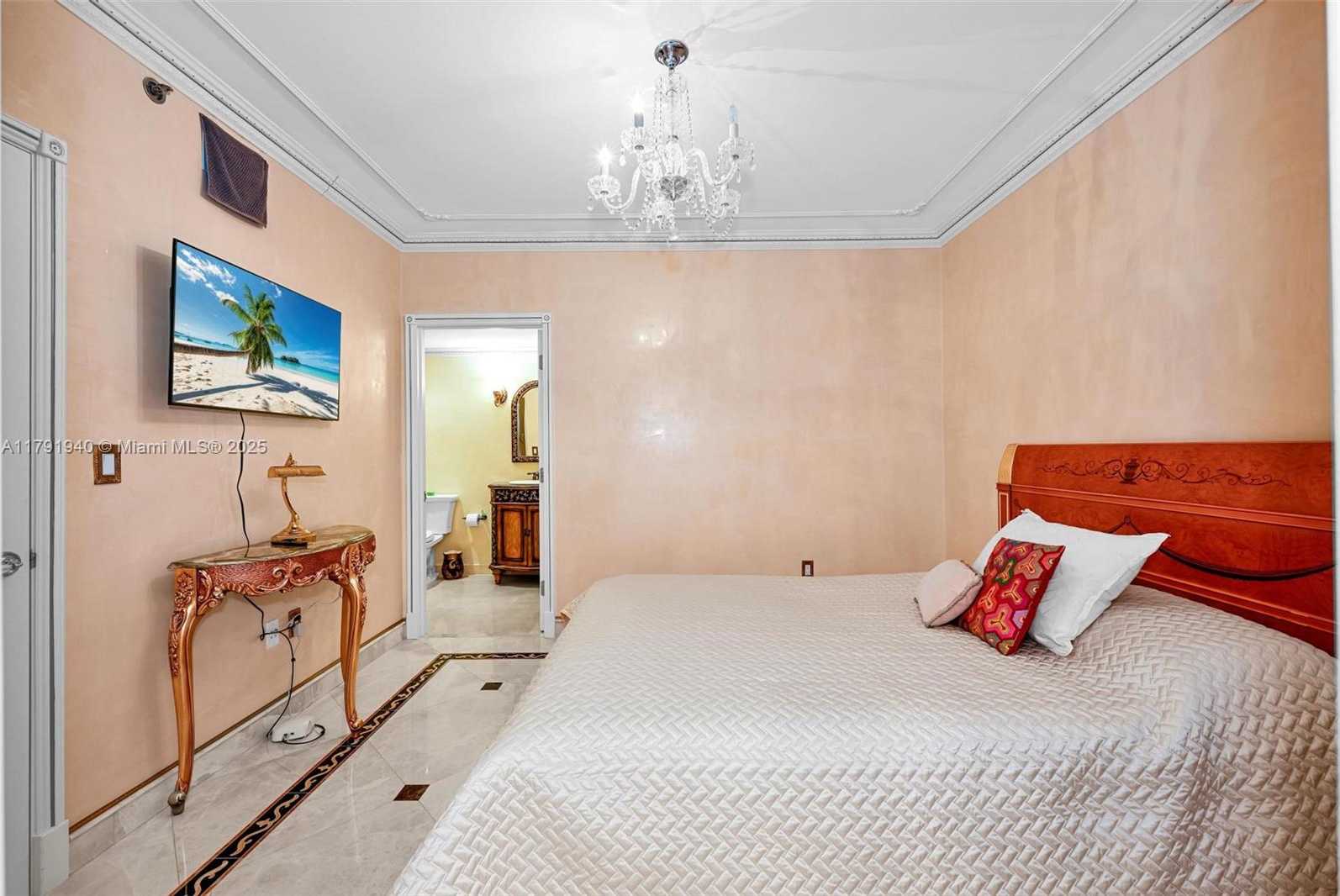 Small Image of 1800 SOUTH OCEAN DR #1601, Hallandale Beach Number 13