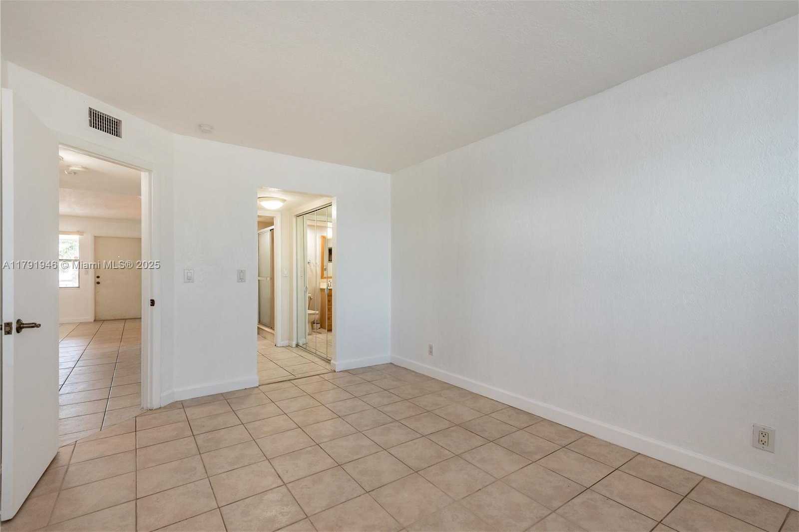Small Image of 250 LAYNE BLVD #312, Hallandale Beach Number 11