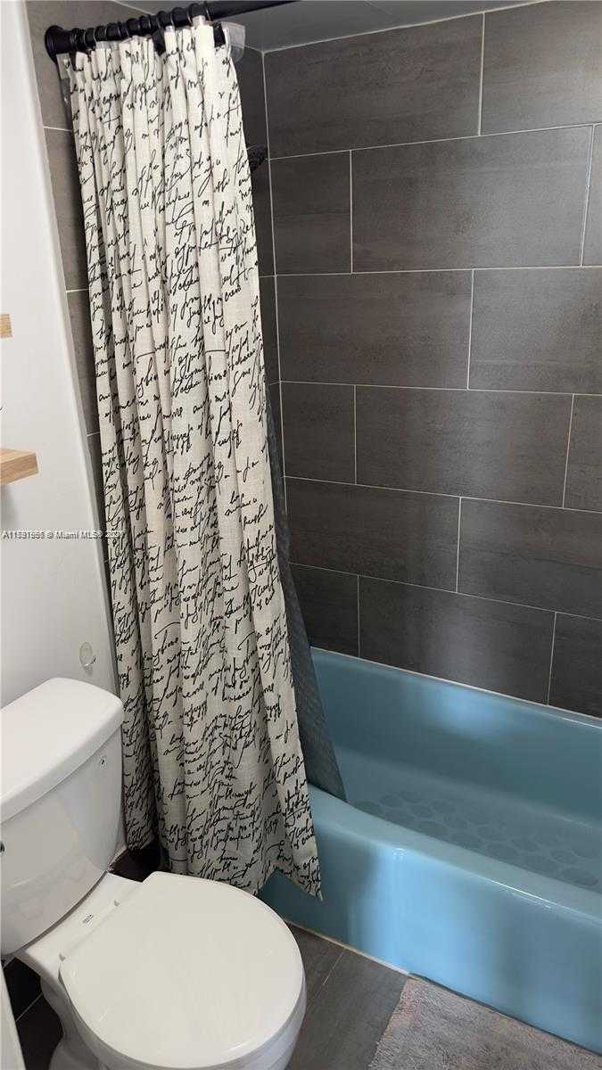 Small Image of 2841 NORTH EAST 163RD ST #1010, North Miami Beach Number 19