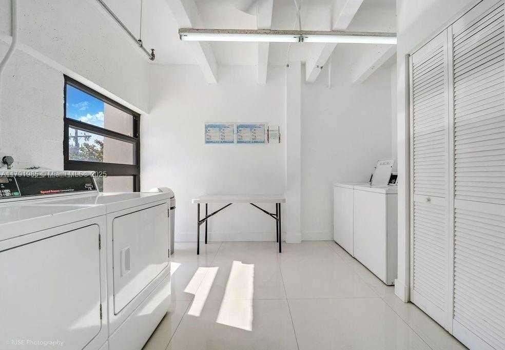 Small Image of 575 CRANDON BLVD #307, Key Biscayne Number 17