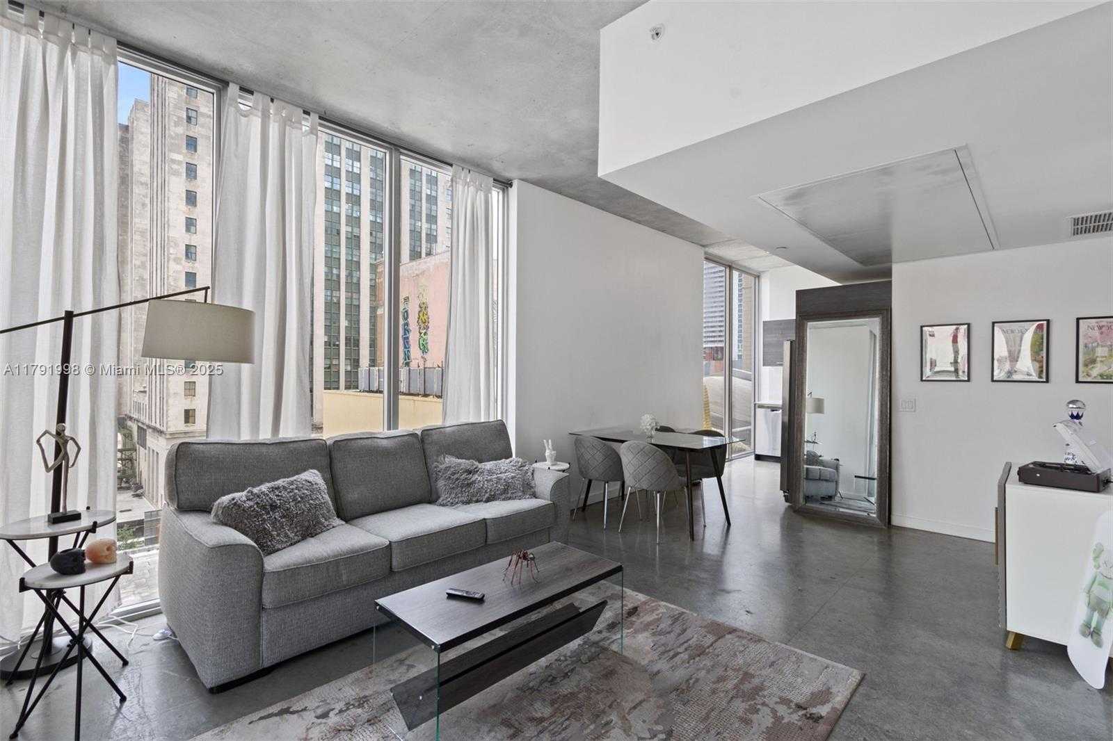 Small Image of 151 SOUTH EAST 1ST ST #710, Miami Number 12