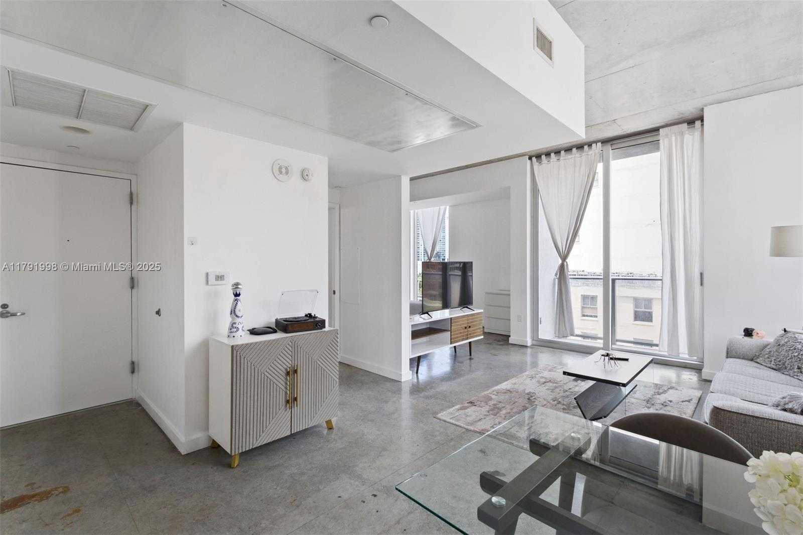 Small Image of 151 SOUTH EAST 1ST ST #710, Miami Number 6
